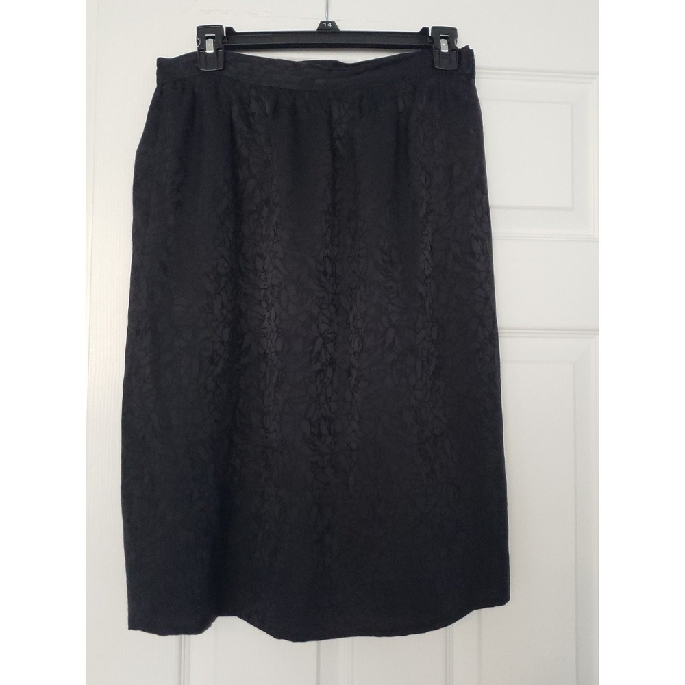 Frank Masandrea Womans Silk Skirt Size 8 Knee lenght